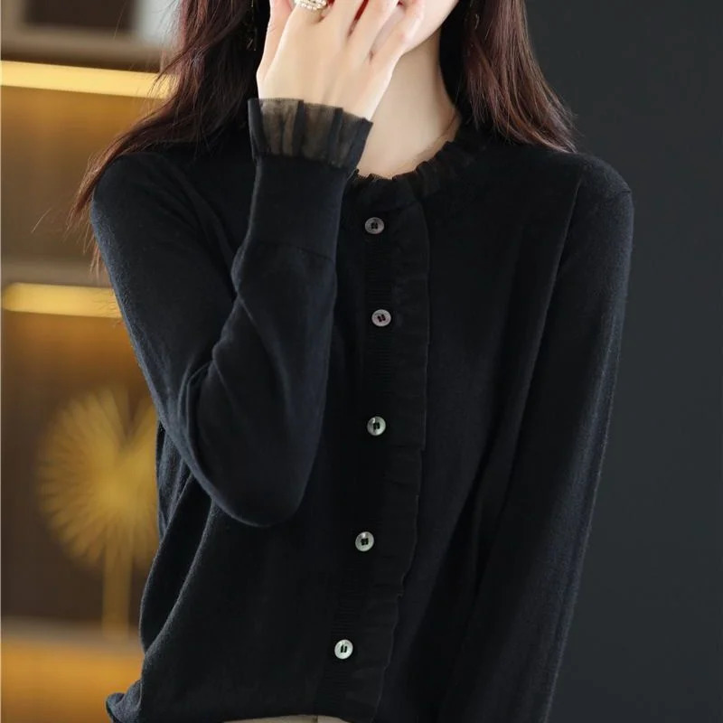 Korean Autumn Winter Fashion Casual Pullover Sweater Women Solid Round Neck Button Lace Patchwork Long Sleeve Knit Top 241029