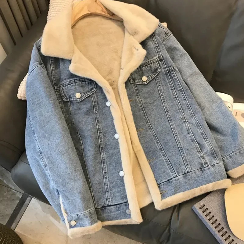 Winter Thicken Denim Jacket Women Two Sides Wearing Lamb Wool Outwear Female Loose Casual Warm Coat Lady Collar Long Sleeve Top 241031