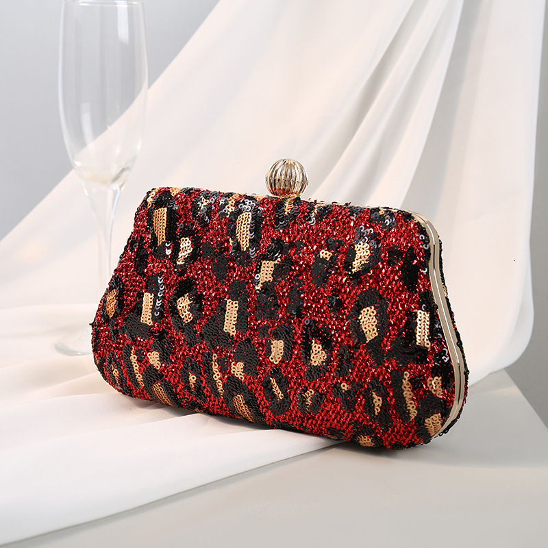 Hot selling new designer women's embroidered sequin leopard print meal bag banquet handbag