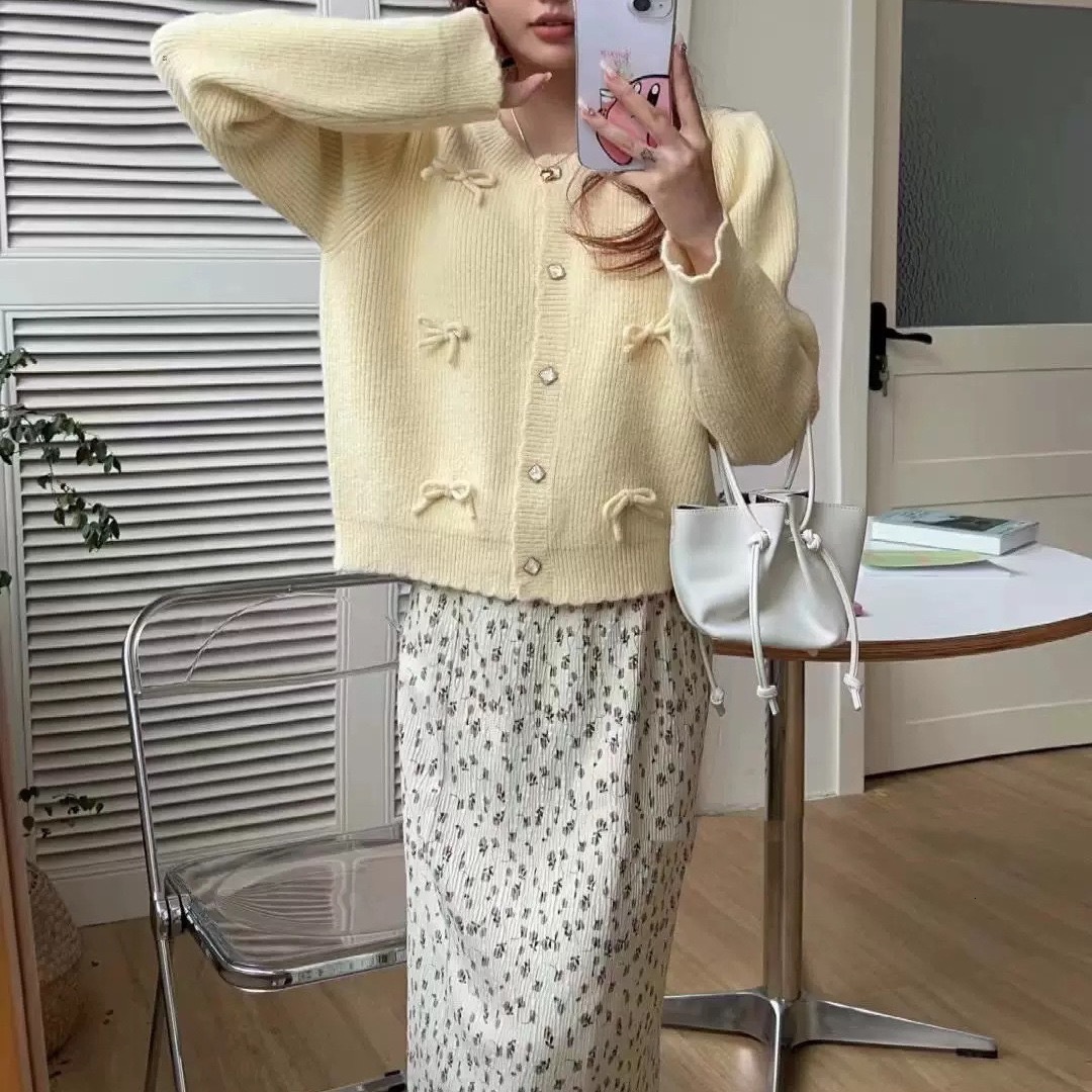 Autumn And Winter New Korean Girls Bow Sweet Cardigan Fashionable Age Reducing Gentle Wind Round Neck Knitted Top For Women F1101#43