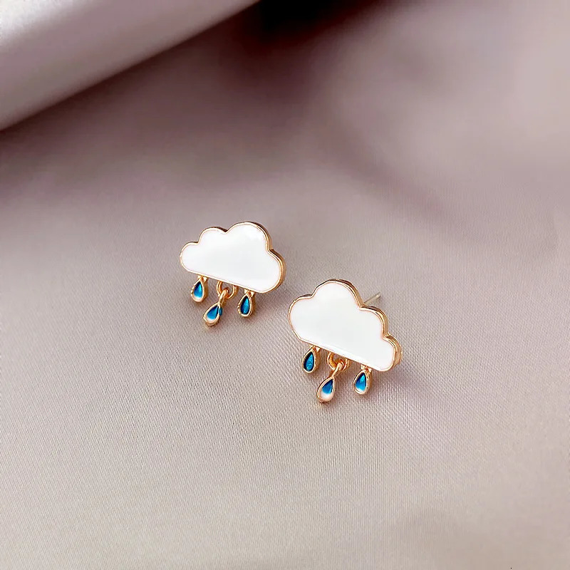Korean Style Trend Earrings Creative Retro Cloud Lightning Asymmetric Dangle Earring Girl Wedding Party Sweet Jewelry Gifts 241031