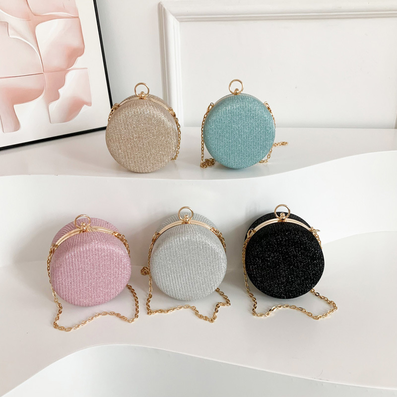 New women's high-end beauty banquet texture simple and fashionable single shoulder fashionable multifunctional woven crossbody bag