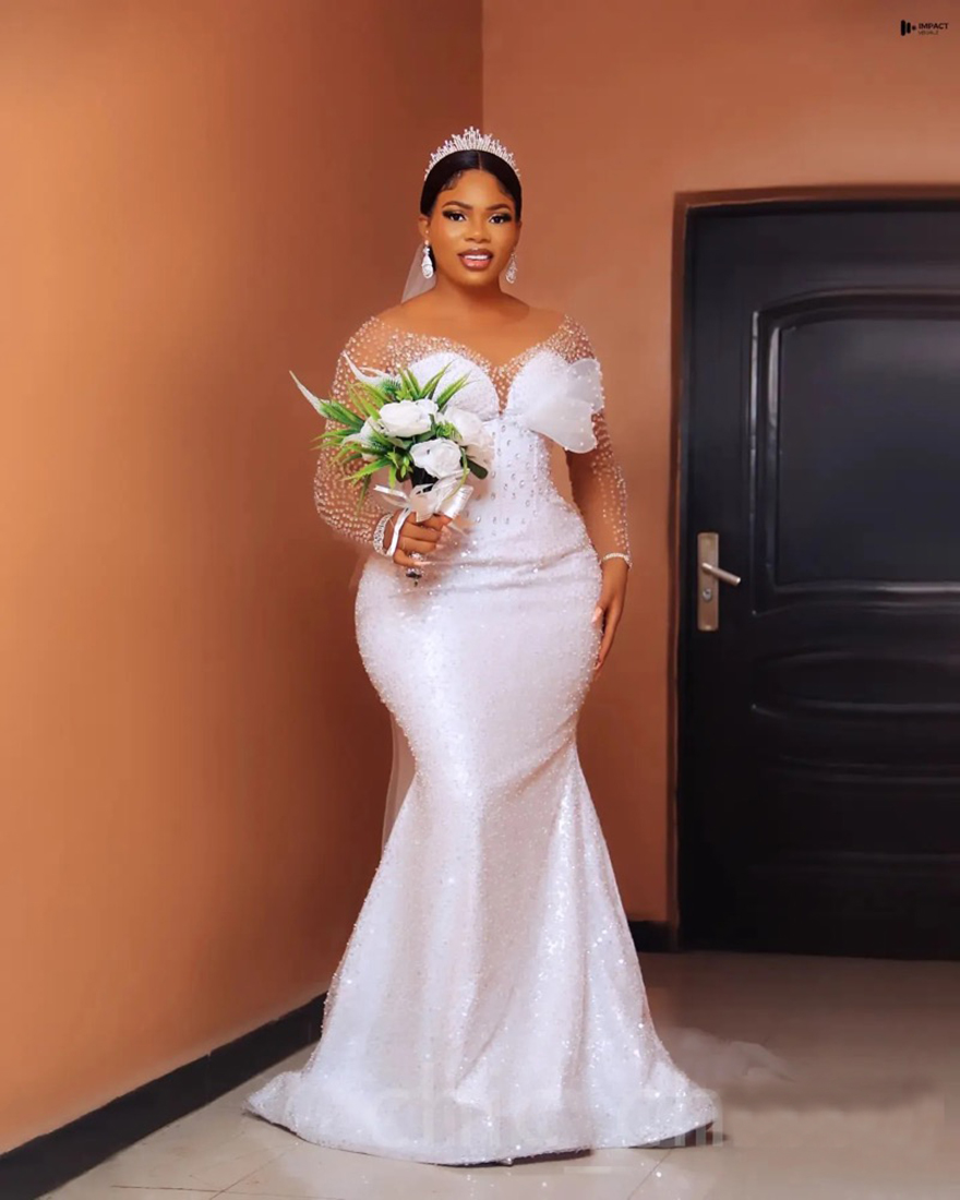 2024 Arabic Aso Ebi Plus Size White Mermaid Wedding Dress Beaded Crystals Sequined Luxurious Bridal Gowns Dresses