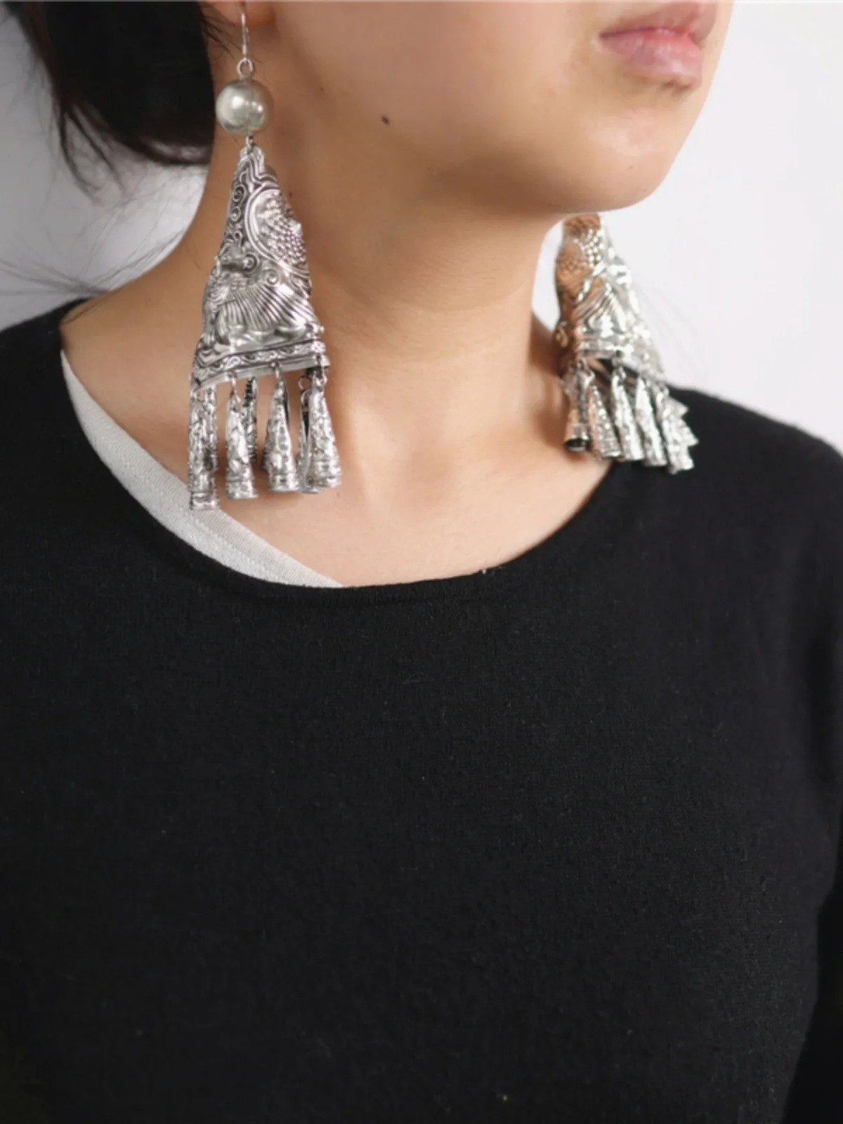 Pendant Perforated Jewelry Horn Shaped tassel Earrings Womens Accessories Silver Earrings Fashion Party Earrings 241031