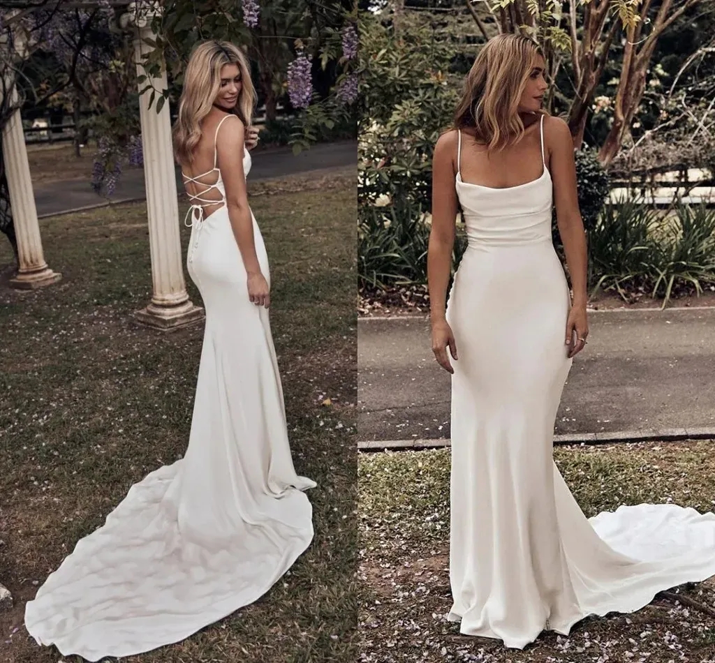 2024 Sexy Backless Mermaid Wedding Dresses Bridal Gown Spaghetti Straps Criss Cross Ruffles Satin Sweep Train Custom Made Beach Country Plus Size Vest
