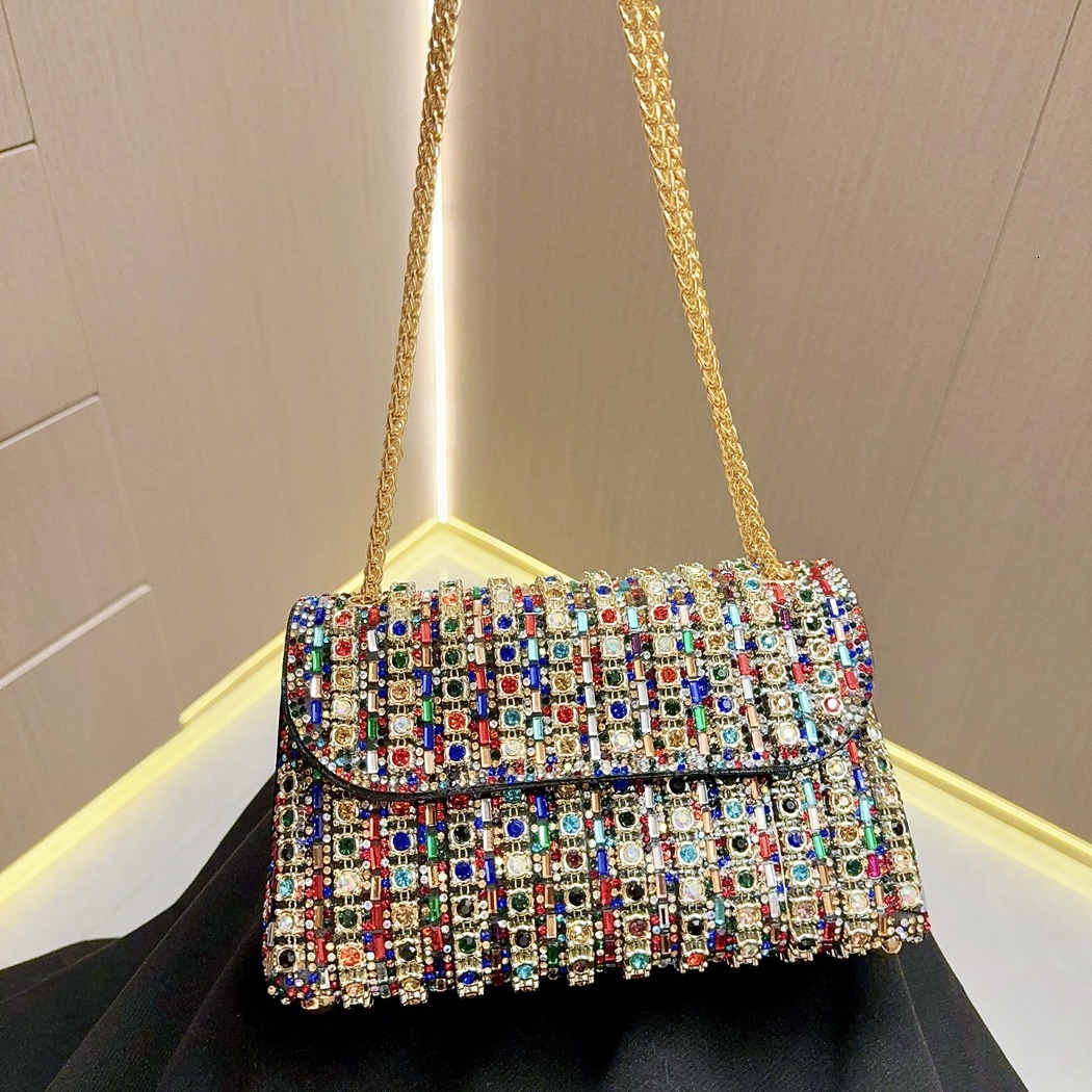 New Designer Celebrity Chain Handheld Fashion Row Single Shoulder Slant Small Diamond Inlaid Banquet Bag