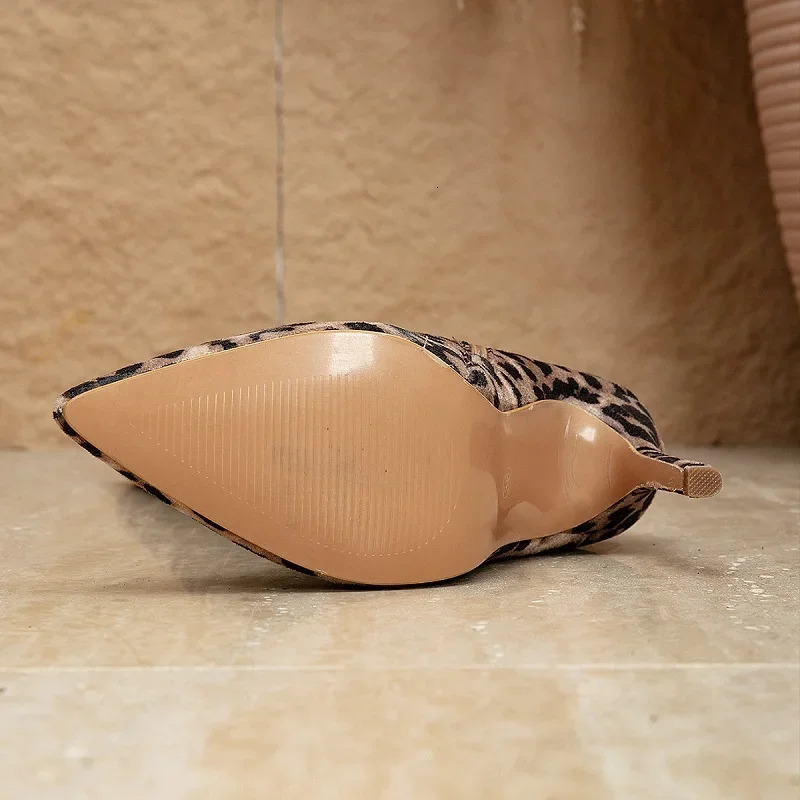 Women Leopard Print Boots Fashion Knee-High Pointed Toe Thin High Heels Shoes Zipper Long Booties Fashion Show Autumn Winter 241031