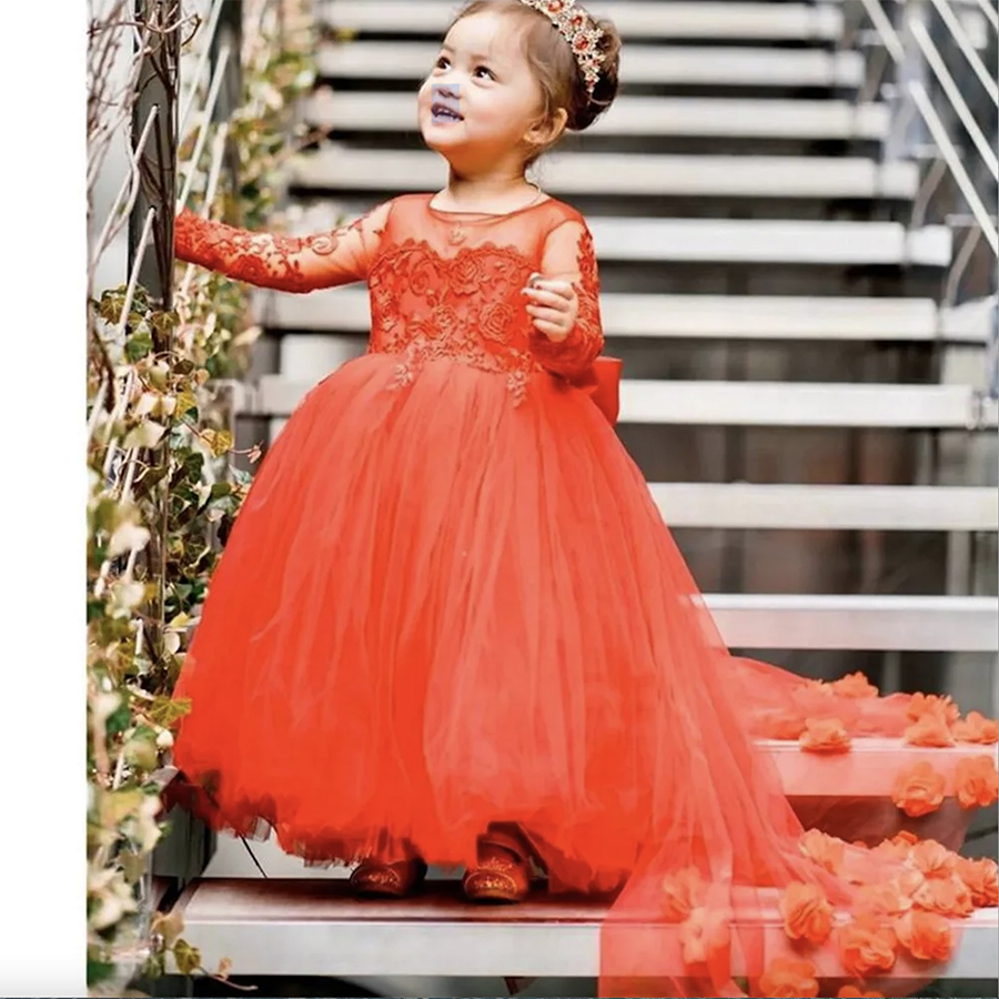 Lovely Tulle Flower Girl Dresses for Weddings Scoop Neck Long Sleeves Sweep Train 3D Floral Applique Communion Dress Girls Pageant 0509
