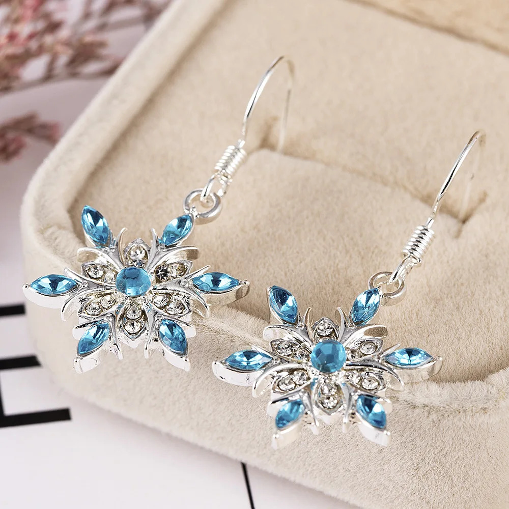 Elegant Blue Snowflake Drop Earring for Women Fashion Crystal Zircon Dangle Christmas Jewelry Accessories 241031