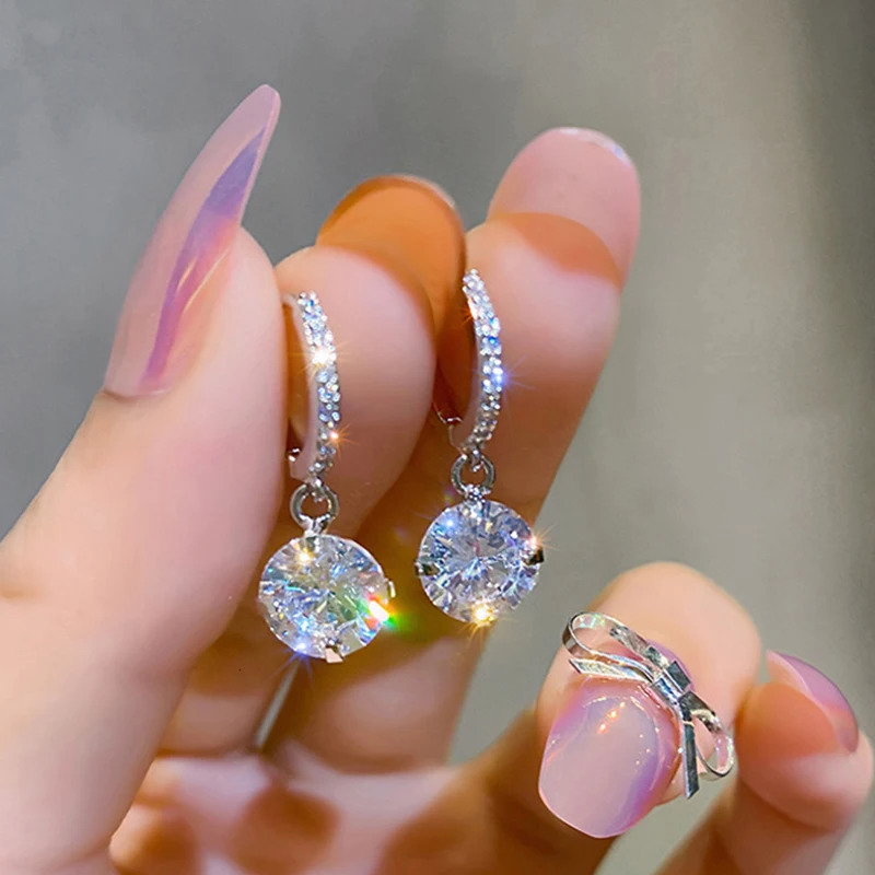 Korean Fashion Zircon Water Drop Earrings for Women Shiny Crystal Long Pendant Dangle Earring Girls Wedding Party Jewelry Gifts 241031