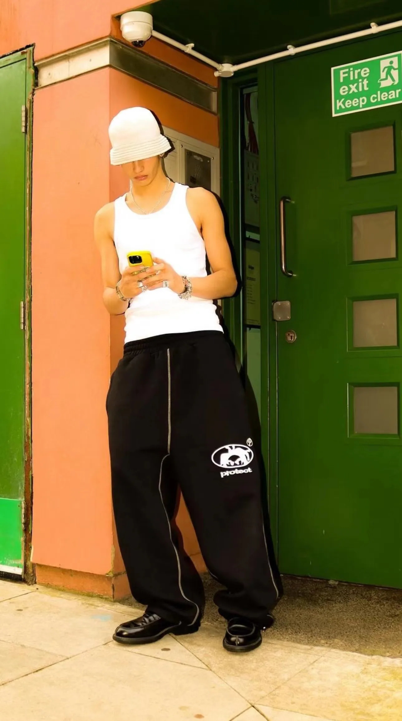 Protect Brudda Sweats Grey N Black Men And Women Long Pant Y2k Uk Drill Casual Cargo Streetwear Joggers Pants 241031 - view 5