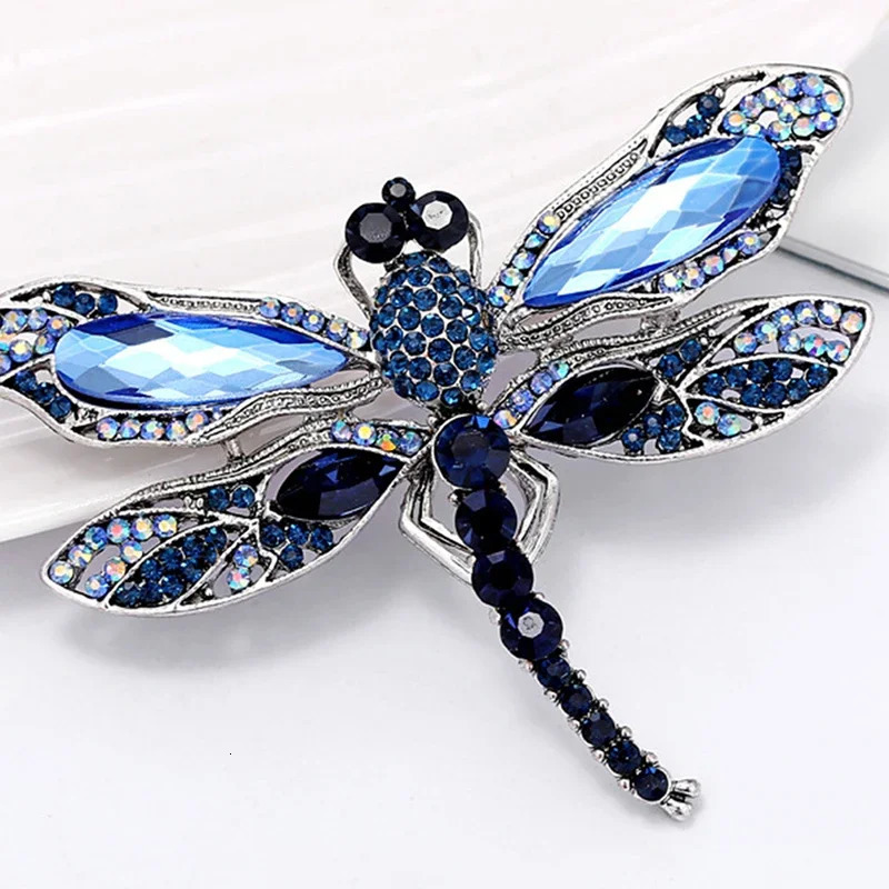 Blue Crystal Vintage Dragonfly Brooches for Women High Grade Fashion Insect Brooch Pins Coat Accessories Animal Jewelry Gifts 241031