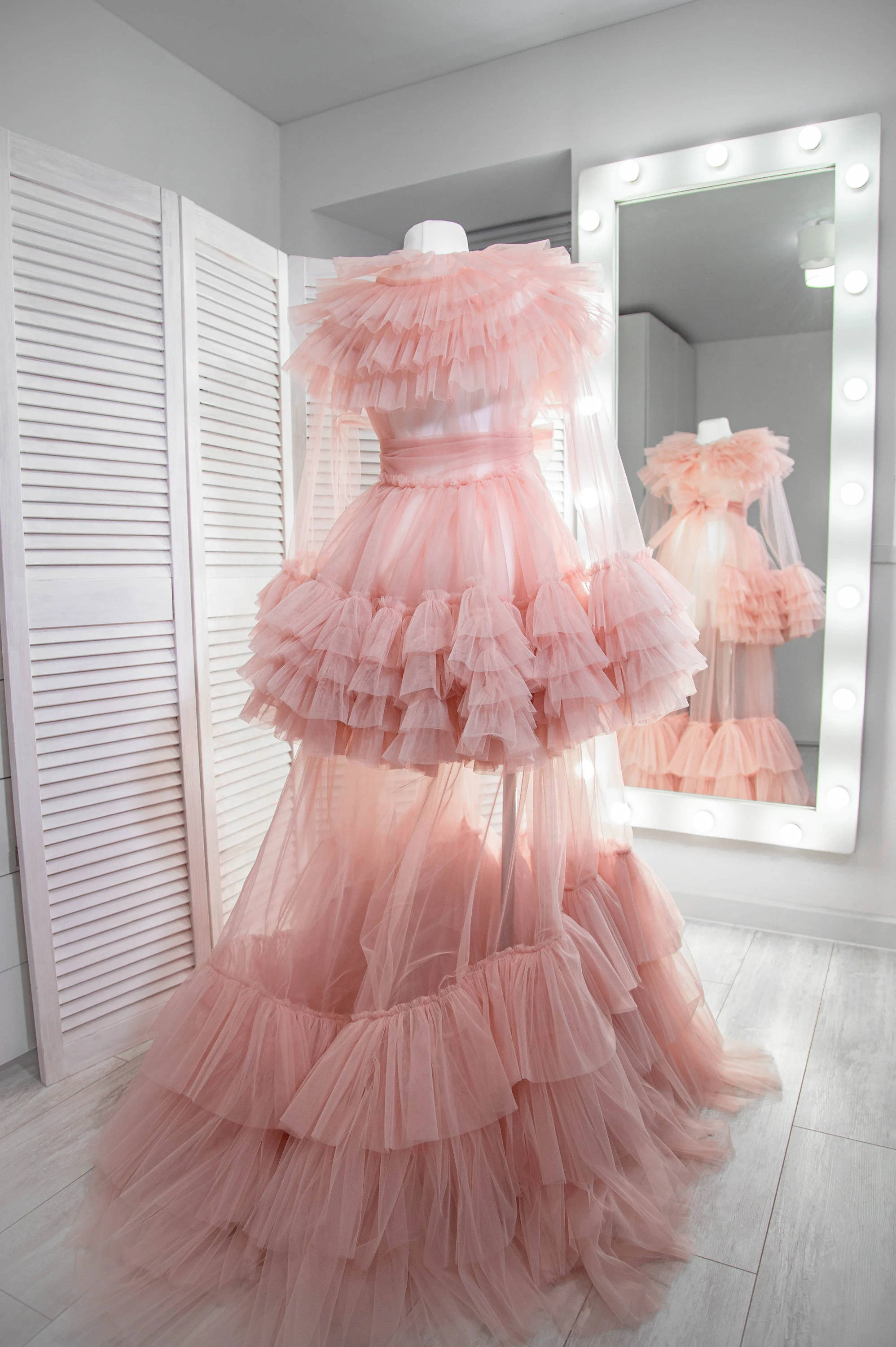 Customized Illusion Women Bathrobe Ruffles V Neck Long Sleeve Maternity Dresses Pregnant Tiered Nightgown Pijama Evening Dress