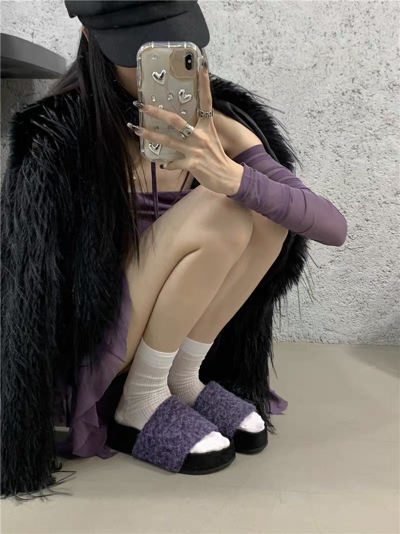 2024 New Flip-flops Female Summer Ins Fashion Fashion Outside To Wear Cleats Net Red Beach Sandals Spot