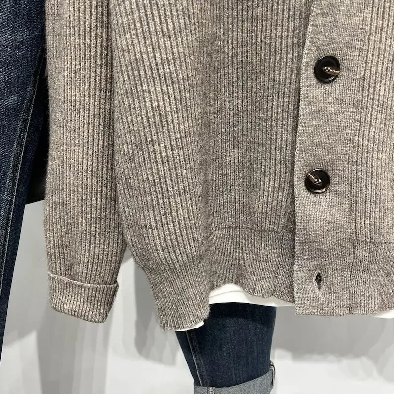 Beige Cardigan Black Knitted Sweaters for Men Plain Polo Man Clothes Solid Color Korean Autumn Japanese Retro Sheap Cigaret 241031