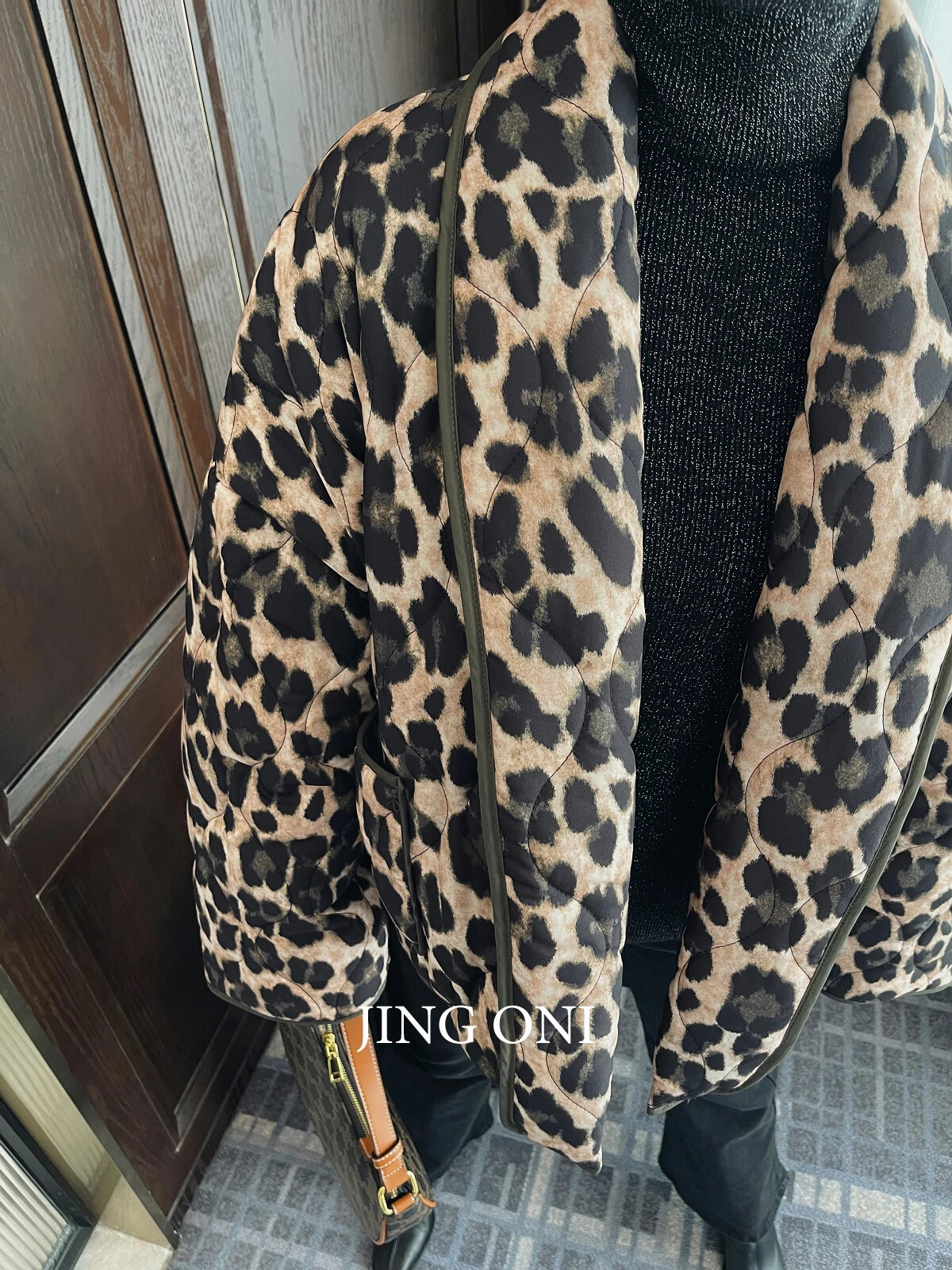 Leopard Short Padding Jacket Winter Woman Clothing Y2K Korean Fashion Style Vintage Outerwears Top Coat Elegant Parkas 241031