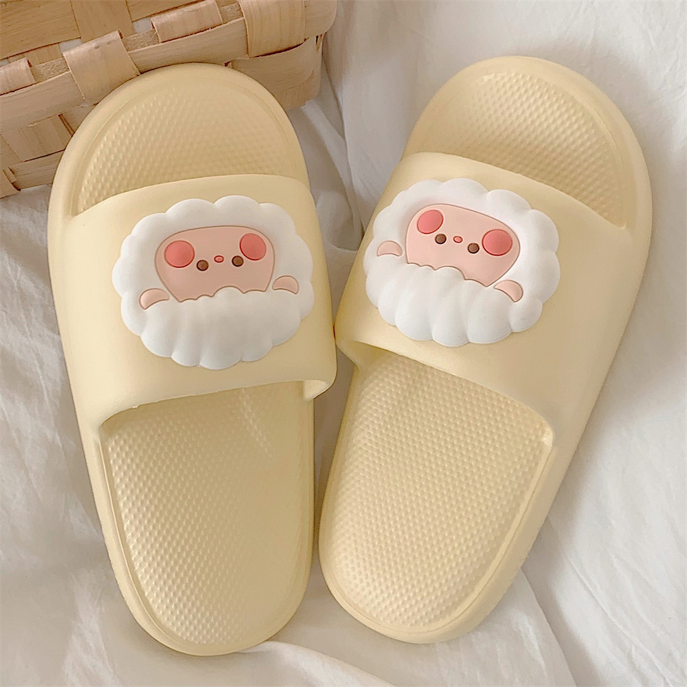 Soft soled home summer slippers Girl girl heart cute little sheep indoor street sandals girl slippers