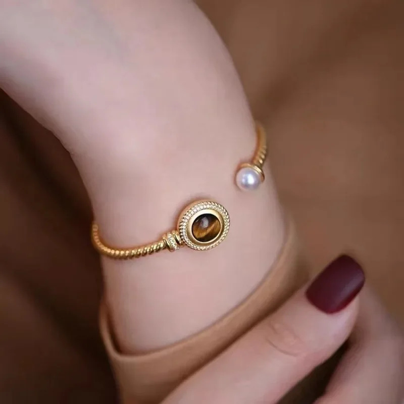 French Retro Womens Natural Gemstone Jewelry Set Dubai Jewelry Womens Jewelry Set 241031