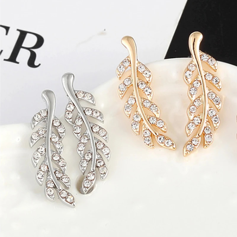 Hollow Out Leaves Earrings for Women Trendy Vintage Crystal Ear Stud Wheat Unique n Silver Golden Color Girl Jewelry Gift 241031