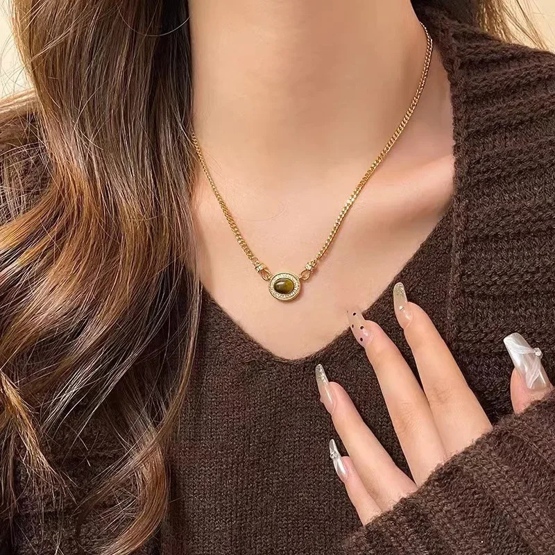 French Retro Womens Natural Gemstone Jewelry Set Dubai Jewelry Womens Jewelry Set 241031