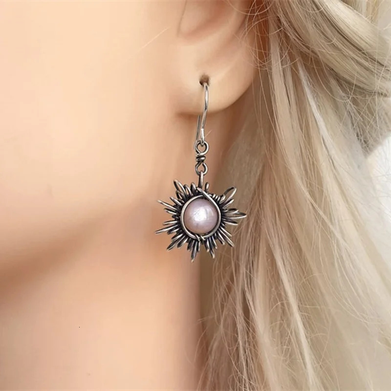 Vintage Asymmetrical Moon Sun Drop Earrings For Women Korean Sweet Tulip Flower Dangle Party Wedding Jewelry Gifts 241031