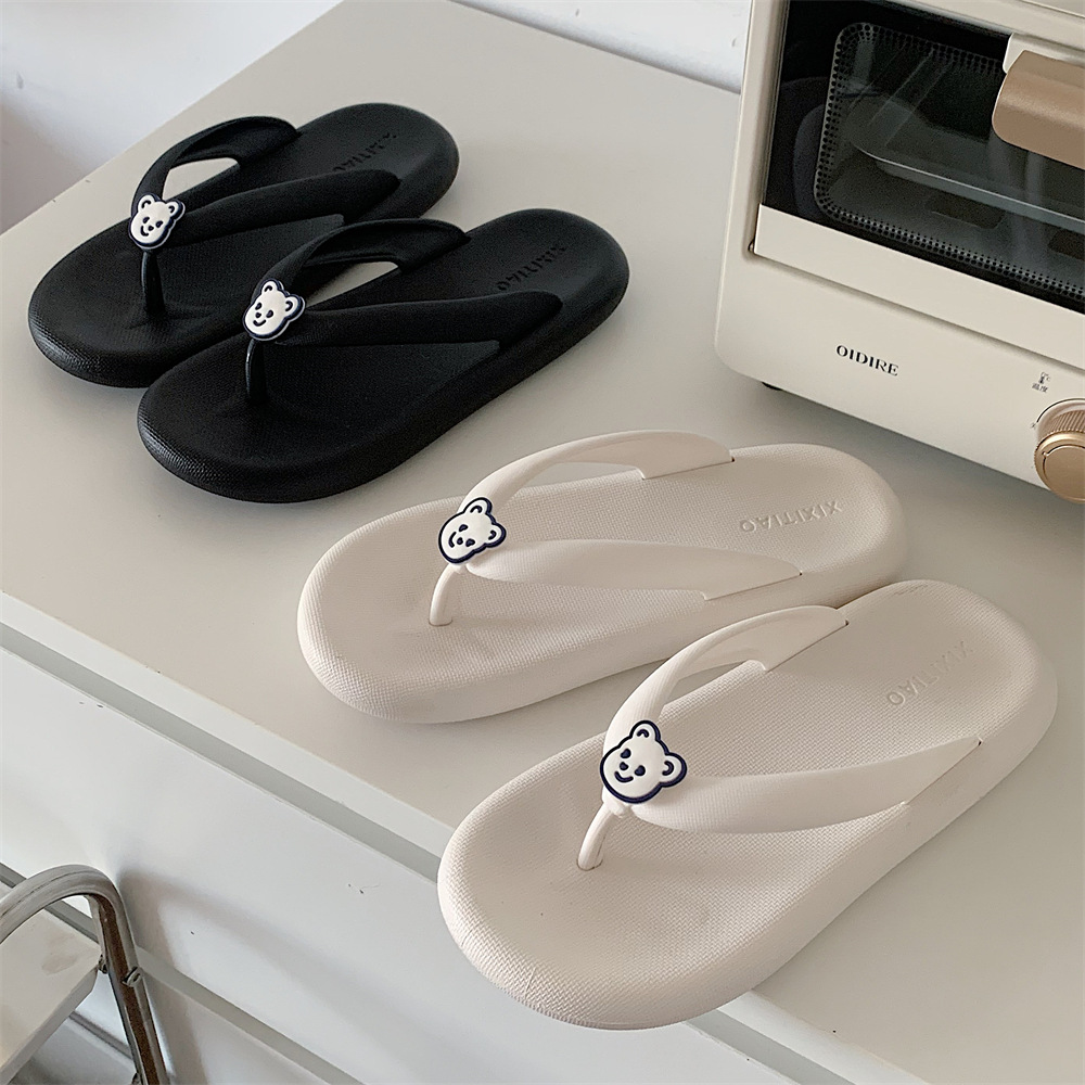Cute Little Bear girl flip-flops for women summer wear 2024 new non-slip soft-soled sandals