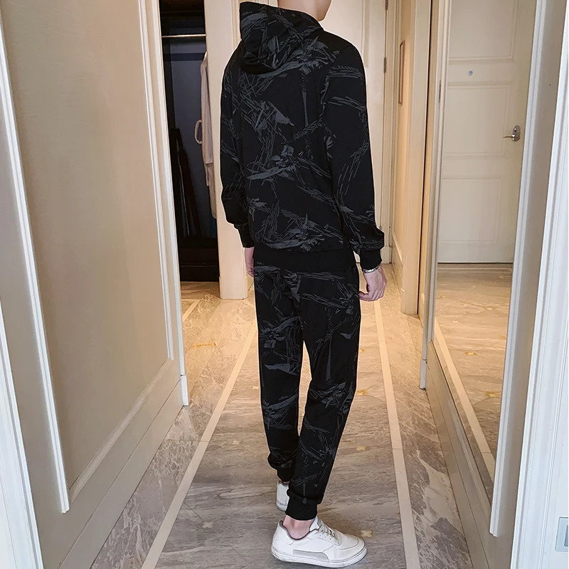 Men Tracksuit 2 Pieces Sets Hooded Sweatshirt Drawstring Pants Male Hoodies Running Sportswear Fitness Autumn Sportwear 241031