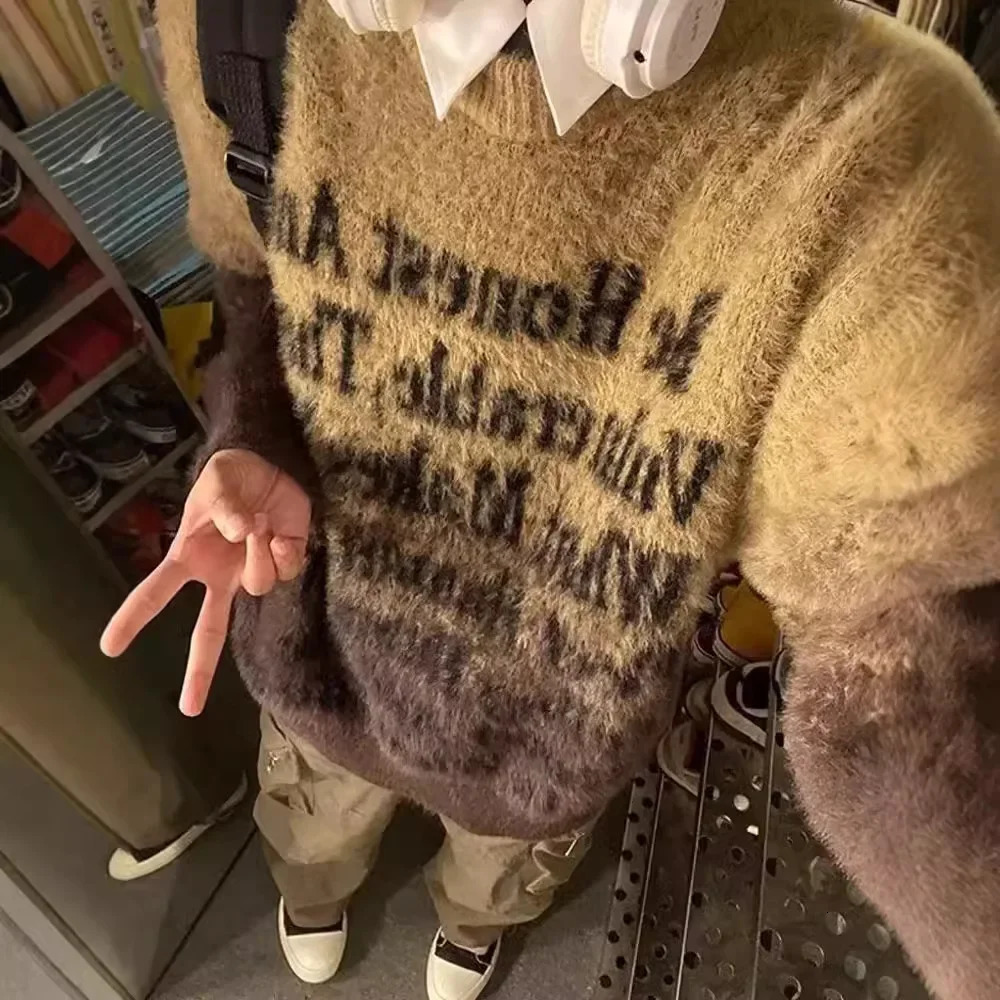 Casual Long Sleeve Knit Top For Men Lazy Gradient Letter Print Loose Fit Slimming Round Neck Sweater Style Autumn Season 241031