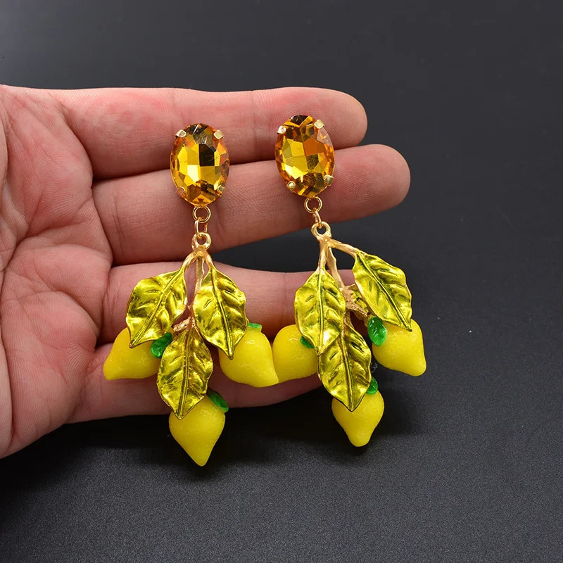 Fashion Summer Crystal Bohemian Lemon Fruit Womens Drop Earrings Yellow Leaf Earrings Pendant Baroque Statement Earrings Jewelry 241031