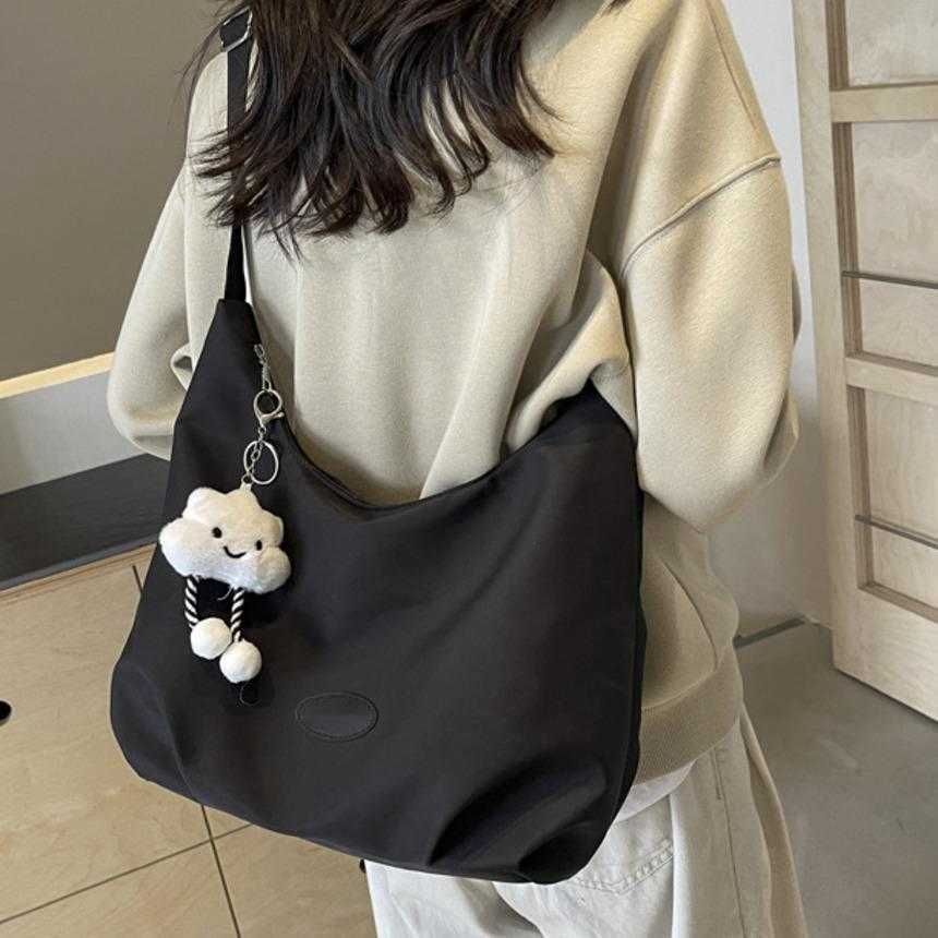 Shoulder Bags Tote Bag Large Capacity Trendy Autumn Simple Solid Color Shoulder Bag Commuting Student Class Fashionable Crossbody Bag 241015