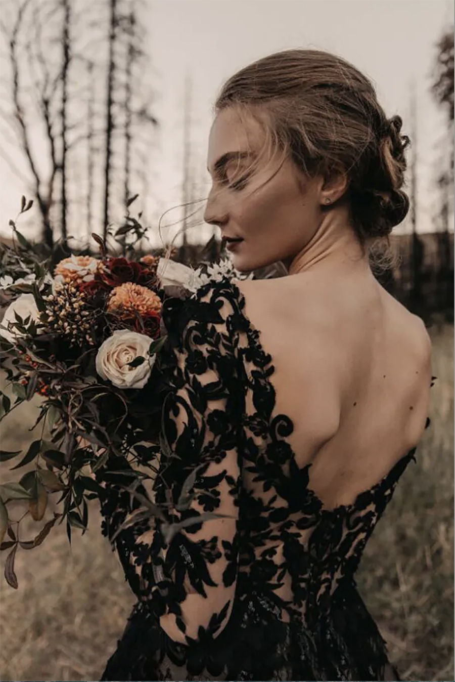 Gothic Full Black Long Wedding Dresses A Line Long Sleeves V Neck Court Train Vintage Bridal Gowns 2024 Plus Size Wedding Wear Dress