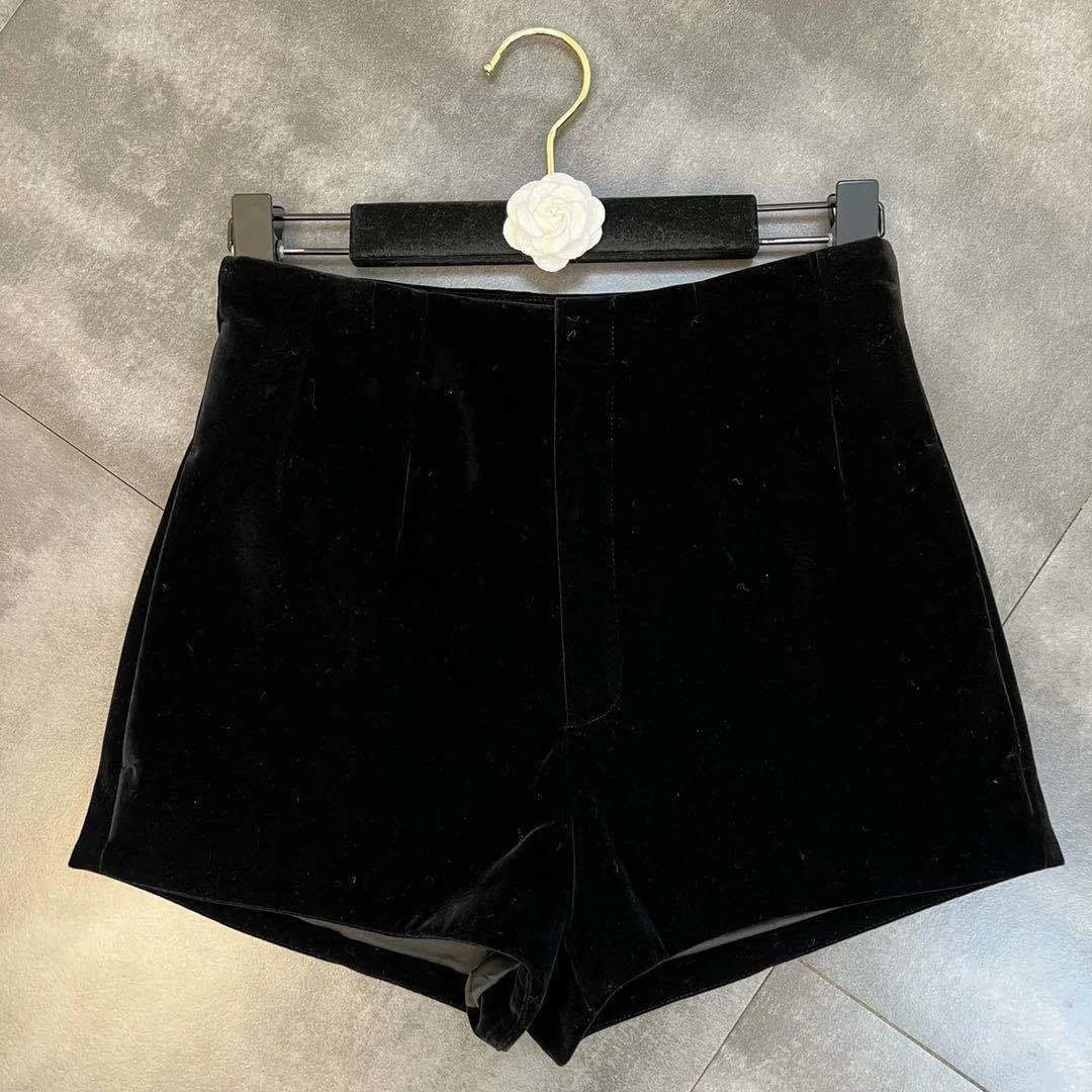 Black velvet shorts for womens outerwear with a high a with summer pants womens shorts 240321