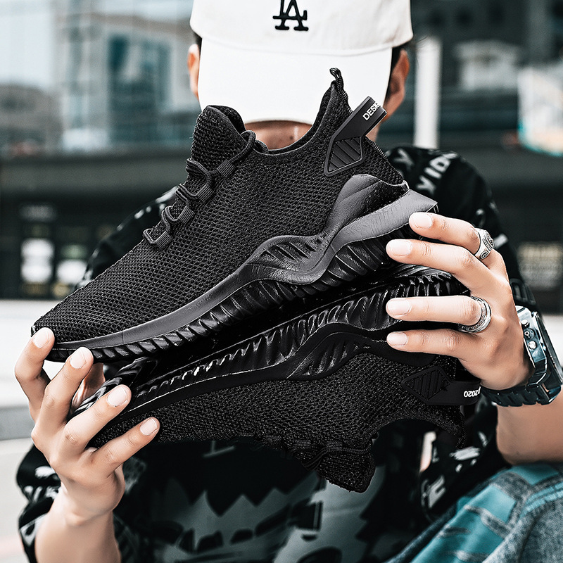 Men Running Shoes Trendy Sports Shoes Breathable Lightweight Mesh Fashion Outdoor Sports Sneaker
