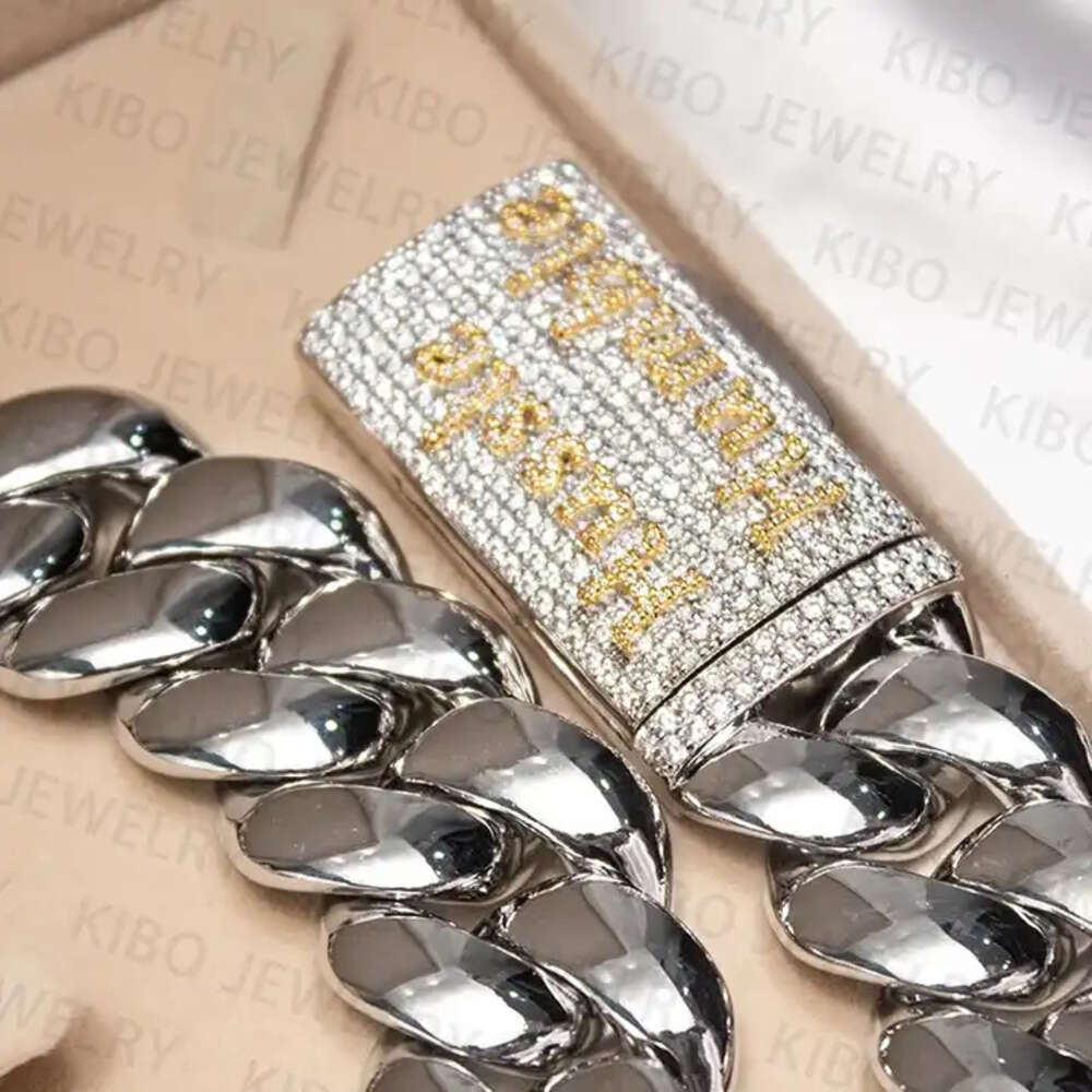Hip Hop Men Jewelry Iced Out Moissanite Lock Clasp 26mm 925 Sterling Silver Miami Cuban Link Chain