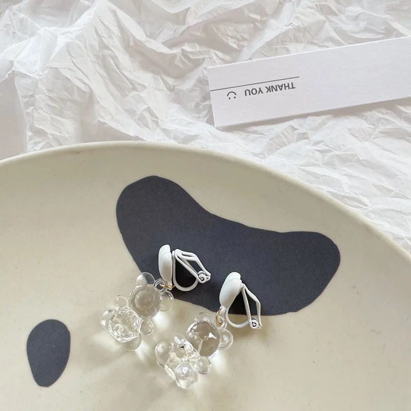 Fashion Simple Cute Acrylic Heart Animal Bear Clip on Earrings for Non Pierced Girl Children Birthday Gift Lovely Jewelry 241031