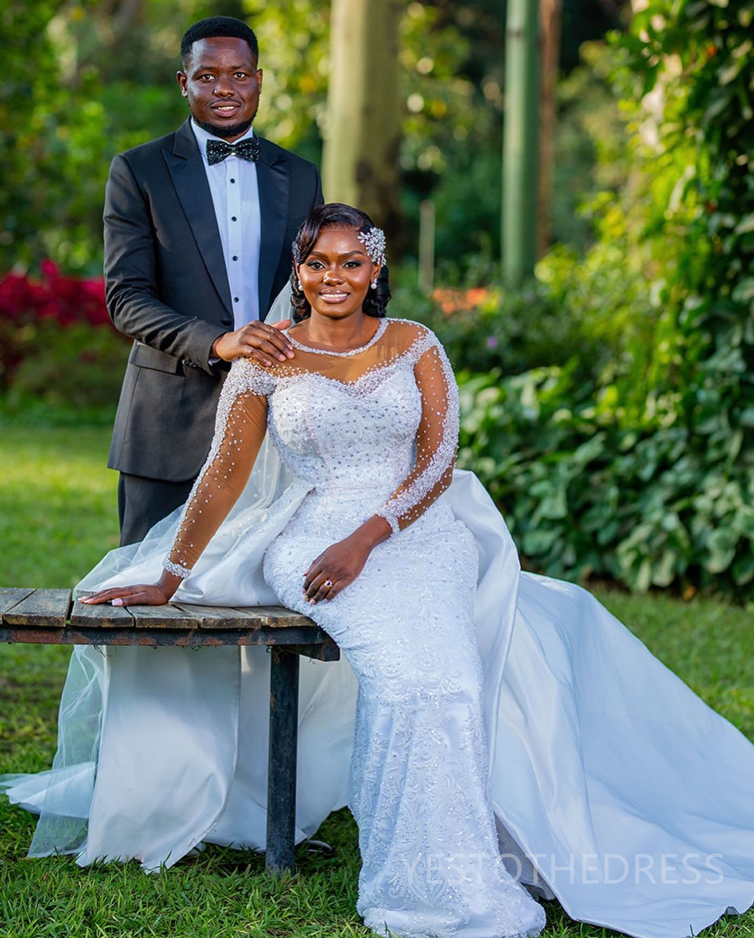 2024 Plus Size African Mermaid Wedding Dress Detachable Train Bridal Gowns For Bride Illusion Sheer Neck Long Sleeves Beaded Lace Wedding Gowns For Bl