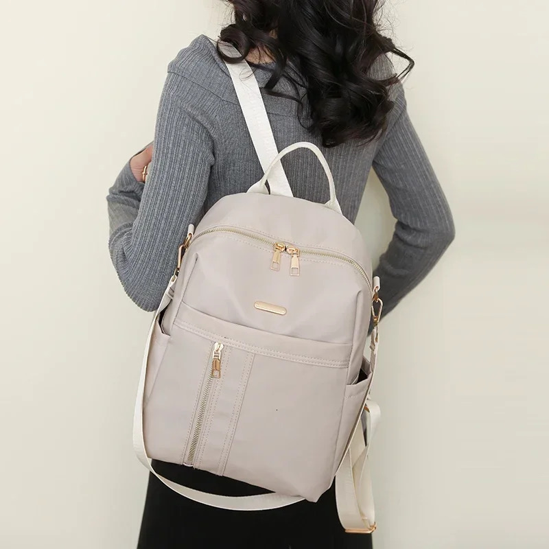 Zipper Nylon Backpacks for Women Interior Compartment Casual Backpack Large Capacity Versatile Bolso Mujer 241029