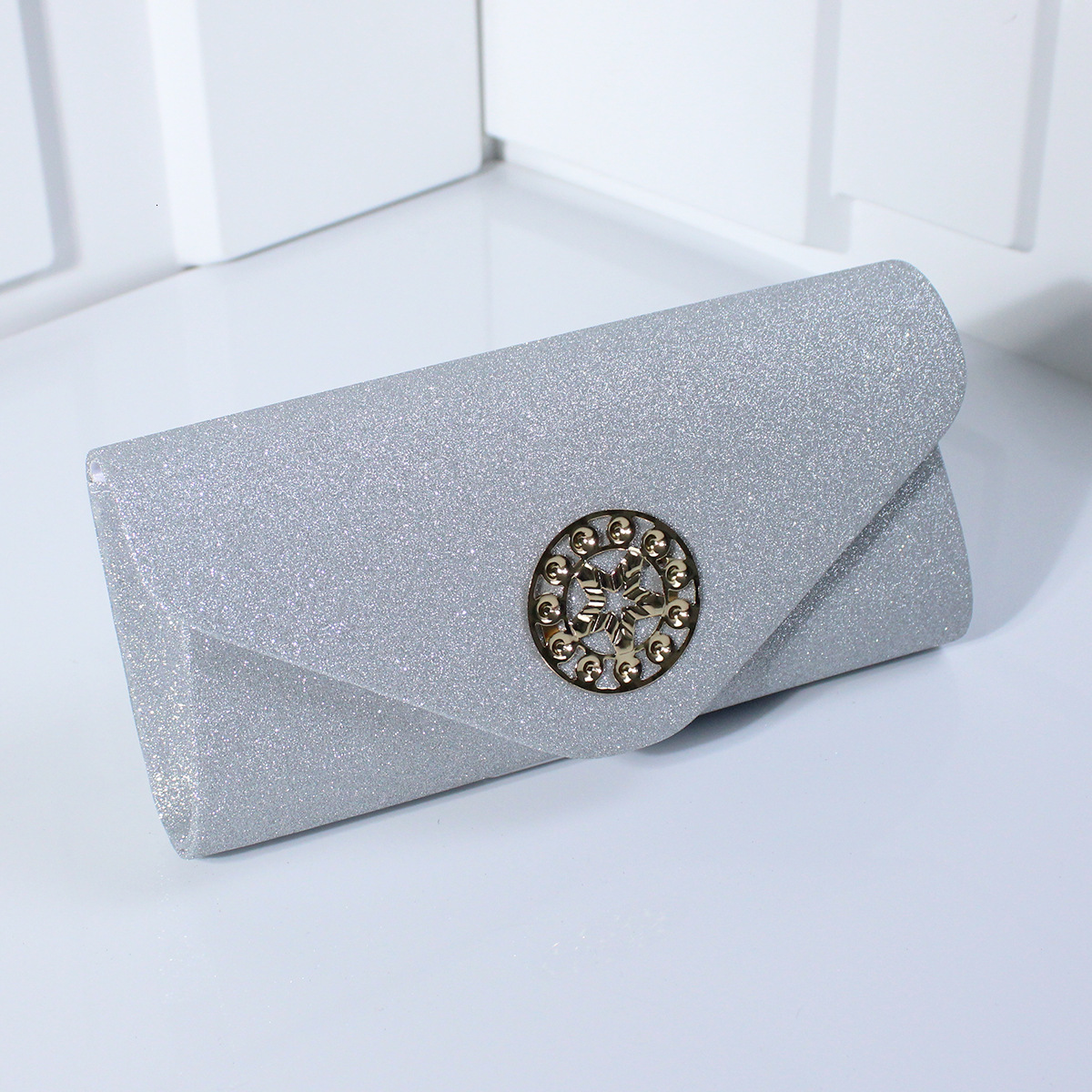 New Style Princess Fashionable Crossbody Shoulder Casual and Simple Dinner Banquet Chain Women's Bag