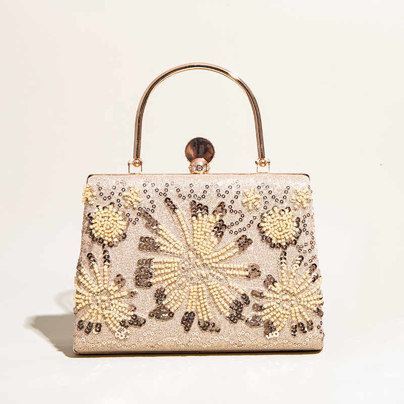 New Bead Evening Handmade Gold Beaded Banquet Tassel Dress Handheld Bag
