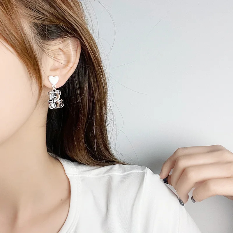 Fashion Simple Cute Acrylic Heart Animal Bear Clip on Earrings for Non Pierced Girl Children Birthday Gift Lovely Jewelry 241031