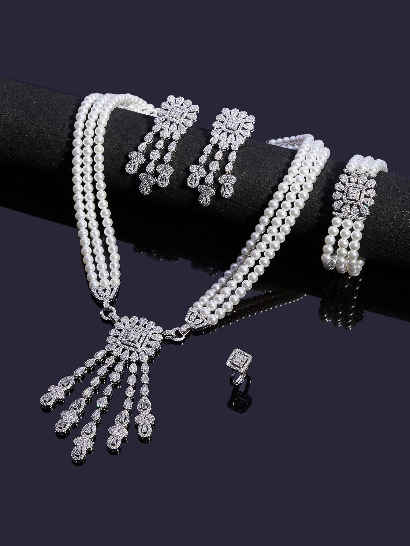 Gorgeous 3-layer glass pearl necklace with cubic zirconia pendant for all zirconia Dubai bridal jewelry set 241031