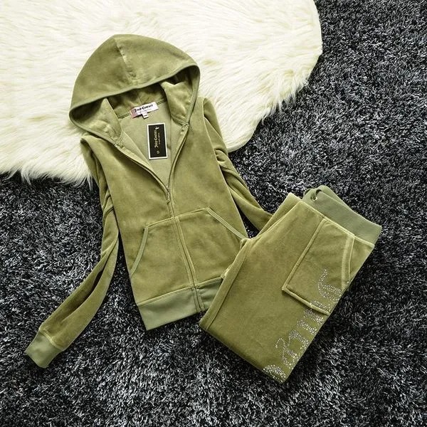 Women's Tracksuit - Comfortable Velour Two-Piece Suit, Soft Spring/Autumn Sportswear Set, Available in Sizes S-3XL C260312