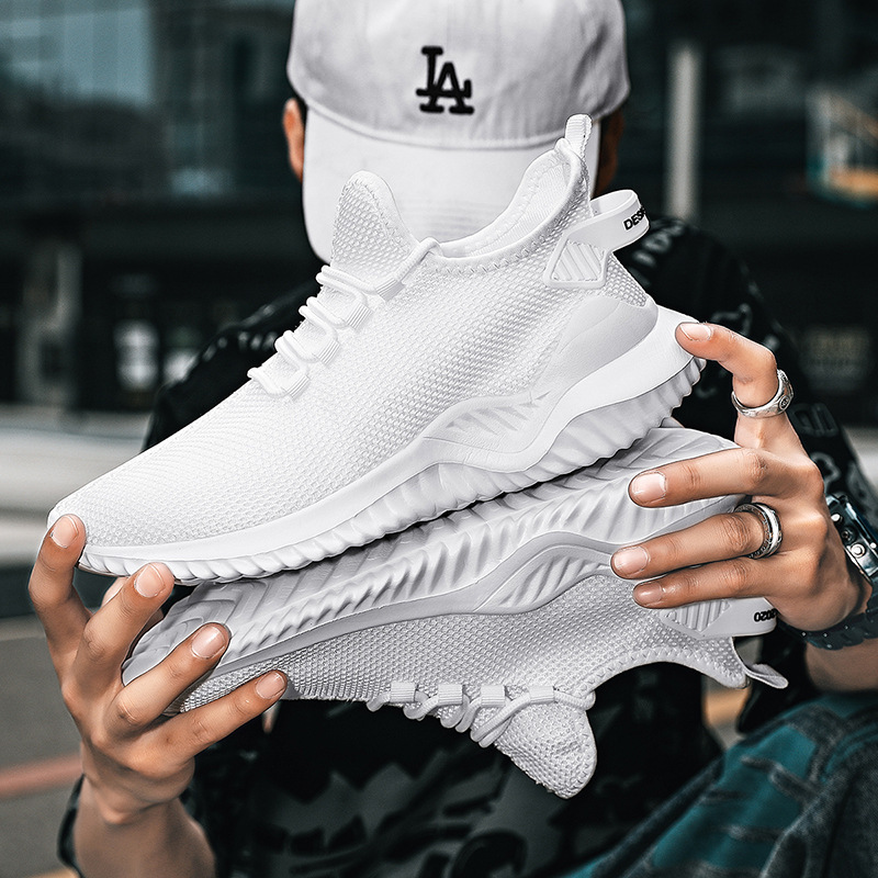 Men Running Shoes Trendy Sports Shoes Breathable Lightweight Mesh Fashion Outdoor Sports Sneaker