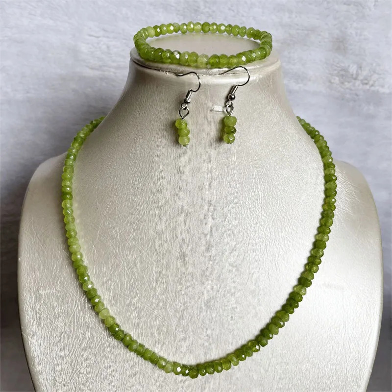 4 * 6MM Faceted Peridot Natural Stone Jewelry Set Beads Necklace Earrings Bracelet Olive Chain Necklace Fashion n Wedding 241031
