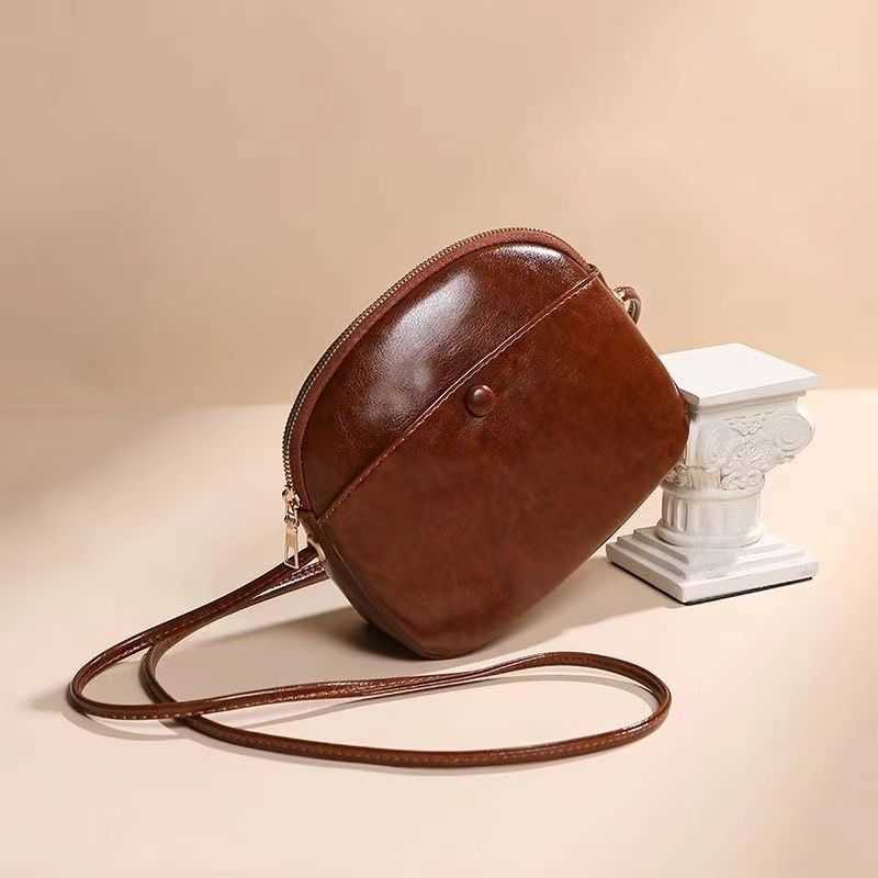 Shoulder Bags Fashion WoMens Shoulder Bag Trendy And Simple New Cross Bag Bags Texture Designer Bag 241015