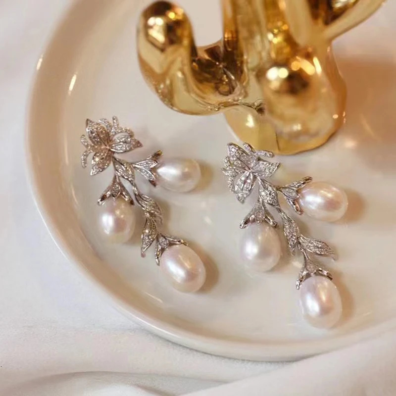 Natural fresh water pearl earrings Baroque style womens exquisite jewelry 925 sterling silver cubic zirconia as a Christmas gift 241031