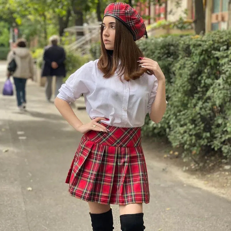 ious Beret Hat Fashion Ladies Outdoor Travel Plaid Painter Unisex Adult Daily Vintage Red Autumn 241031