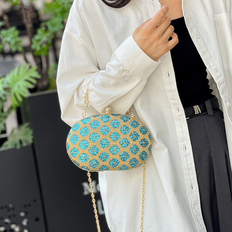 New Fashion Glitter Sparkling Meal Bag Fashion High end Women's Banquet Handbag Personalized Gift Bag