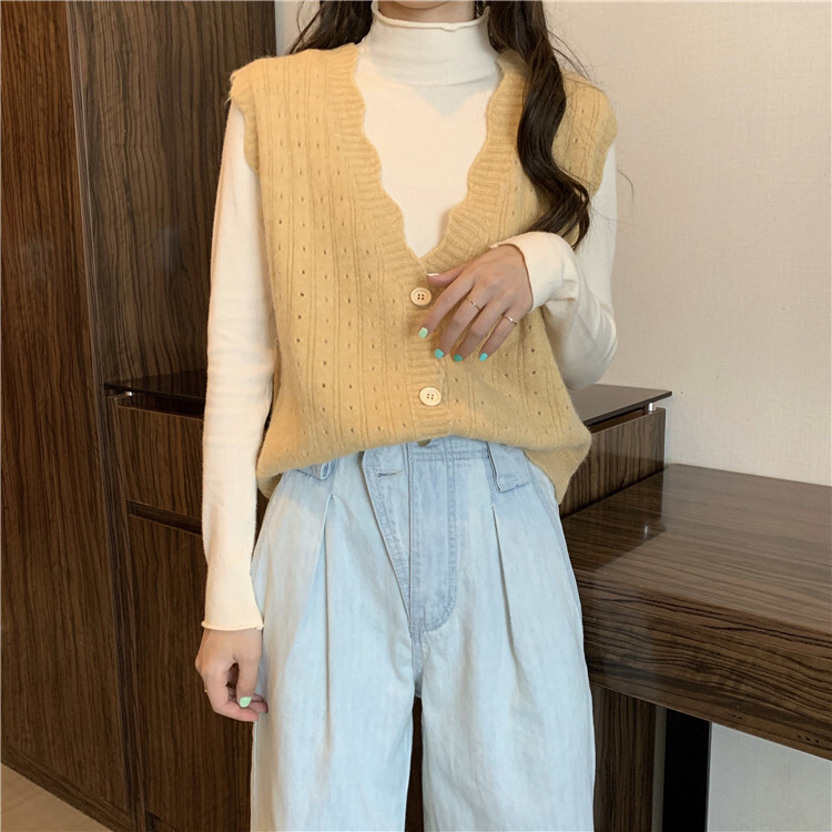 Korean Version Autumn Winter New Item Hollowed Out V Neck Knitted Vest Women Worn Inside And Outside College Style Small Fresh Camisole For Women F110