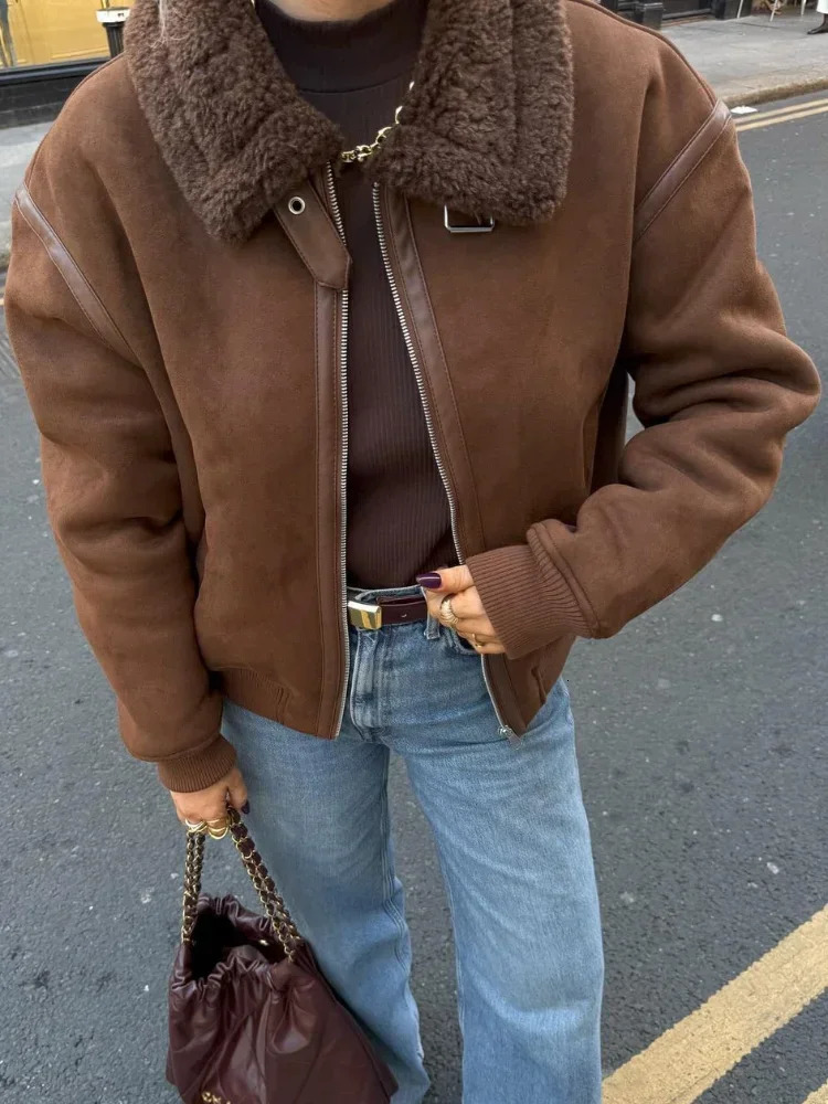 Vintage chocolate Sherpa collar suede jacket for women fashionable zipper long sleeved thick coat for women winter commuting streetwear 241031